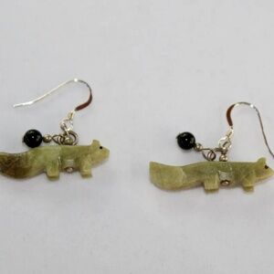 New 3/4 Inch Carved Agate Squirrel Totem & Black Onyx Beads, Silver Wires